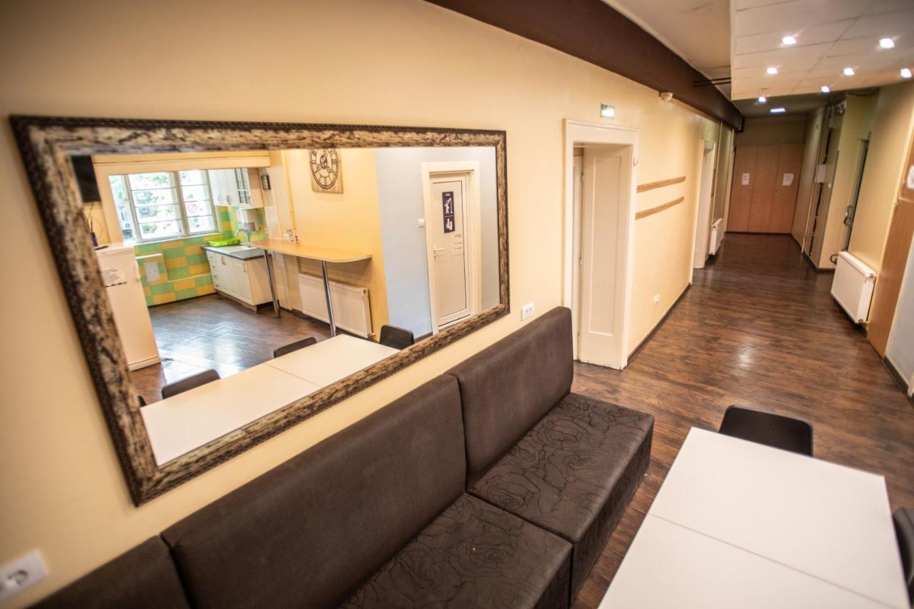 All In Hostel Belgrad Zewnętrze zdjęcie