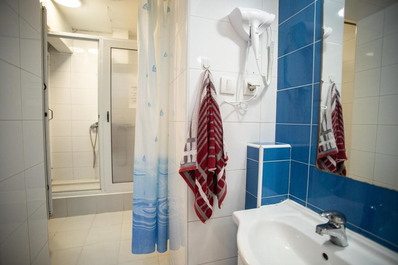 All In Hostel Belgrad Zewnętrze zdjęcie